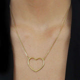Colar Dourado de Coração Vazado Arco