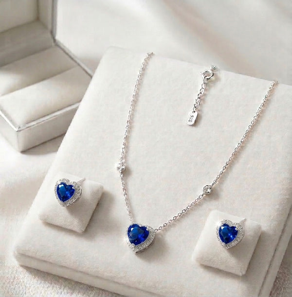 Conjunto Colar e Brincos Coração em Zirconia Azul Profundo